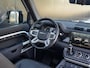 Land Rover Defender l Schuif-/kantel Panorama dak l Black Pack l Stuurwielverwarming l Trekhaak l Treekplank