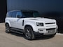 Land Rover Defender l Schuif-/kantel Panorama dak l Black Pack l Stuurwielverwarming l Trekhaak l Treekplank