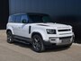 Land Rover Defender 110 2.0 P400e l Schuif-/kantel Panorama dak l Black Pack l Stuurwielverwarming l Trekhaak l Treekplank