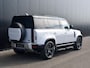 Land Rover Defender 110 2.0 P400e l Schuif-/kantel Panorama dak l Black Pack l Stuurwielverwarming l Trekhaak l Treekplank