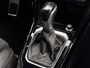 Volkswagen T-Roc 1.5 TSI R-Line | 150 PK | Trekhaak | IQ-Light | Camera | Stoelverwarming | Beats | PDC Rondom |
