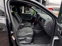 Volkswagen T-Roc 1.5 TSI R-Line | 150 PK | Trekhaak | IQ-Light | Camera | Stoelverwarming | Beats | PDC Rondom |