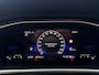 Volkswagen T-Roc 1.5 TSI R-Line | 150 PK | Trekhaak | IQ-Light | Camera | Stoelverwarming | Beats | PDC Rondom |