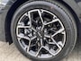 Kia Ceed 1.5 T-GDi 140pk GT-PlusLine | Navigatie | Camera | CarPlay | JBL | Stoel- stuurverwarming | Glazen schuif- kantel dak |