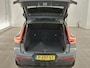 Volvo XC40 2.0 B3 R-Design | Stoel/Stuur verwarming | Adaptieve Cruise | Parkeersensoren V+A | Parkeercamera | Extra getint glas | Harman/Kardon | BLIS | Volvo on Call |