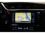 Toyota Auris 1.8 Hybrid Executive [ Navi Half Leder Stoelverwarming ]