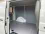 Volkswagen Transporter 2.0 TSI L1H1 | Marge! | Benzine! | Trekhaak | Cruise Control | Parkeersensoren Achter | Voorruitverwarming | Apple Carplay | Android Auto |