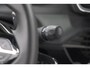 Peugeot 2008 Hybrid 136 e-DCS6 Style | Apple Carplay | Parkeersensoren | Climate control