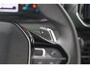 Peugeot 2008 Hybrid 136 e-DCS6 Style | Apple Carplay | Parkeersensoren | Climate control