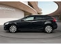 Volvo V40 Cross Country 1.5 T3 Dynamic Edition | Trekhaak | Panoramadak | Keyless | PDC V+A en Camera | Premium Sound | Navigatie | Extra Getint Glas |