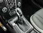 Volvo V40 Cross Country 1.5 T3 Dynamic Edition | Trekhaak | Panoramadak | Keyless | PDC V+A en Camera | Premium Sound | Navigatie | Extra Getint Glas |