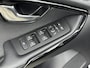Volvo V40 Cross Country 1.5 T3 Dynamic Edition | Trekhaak | Panoramadak | Keyless | PDC V+A en Camera | Premium Sound | Navigatie | Extra Getint Glas |