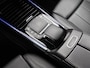Mercedes-Benz GLB 200 automaat Luxury 7-persoons | Trekhaak | Panorama schuifdak | MultiBeam Led | Lederlook + Memory Seats | Keyless Go| 360gr camera | Inclusief 24 maanden Mercedes-Benz Certified garantie voor Europa.