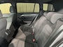 Volkswagen Golf 2.0 TSI 4Motion R 300 PK Schuif/kantel dak | Carplay | Camera | Trekhaak
