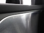 Volvo V60 2.0 T6 Plug-in hybrid AWD Ultra Dark | B&W Audio | HUD | Stoelverwarming V+A | Panoramadak | Memory stoelen | Dodehoek detectie | Camera 360° |