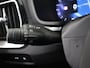 Volvo V60 2.0 T6 Plug-in hybrid AWD Ultra Dark | B&W Audio | HUD | Stoelverwarming V+A | Panoramadak | Memory stoelen | Dodehoek detectie | Camera 360° |