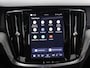 Volvo V60 2.0 T6 Plug-in hybrid AWD Ultra Dark | B&W Audio | HUD | Stoelverwarming V+A | Panoramadak | Memory stoelen | Dodehoek detectie | Camera 360° |