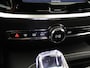 Volvo V60 2.0 T6 Plug-in hybrid AWD Ultra Dark | B&W Audio | HUD | Stoelverwarming V+A | Panoramadak | Memory stoelen | Dodehoek detectie | Camera 360° |