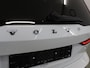 Volvo V60 2.0 T6 Plug-in hybrid AWD Ultra Dark | B&W Audio | HUD | Stoelverwarming V+A | Panoramadak | Memory stoelen | Dodehoek detectie | Camera 360° |