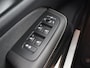 Volvo V60 2.0 T6 Plug-in hybrid AWD Ultra Dark | B&W Audio | HUD | Stoelverwarming V+A | Panoramadak | Memory stoelen | Dodehoek detectie | Camera 360° |
