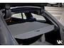 BMW 3-Serie Touring 330e xDrive M-Sport 292 pk | Panoramadak | Elektr. Sportstoelen met Memory | Elektr. Trekhaak af fabriek | Laserlicht | Head-Up | Dealer O.H.