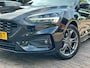Ford Focus Wagon 1.0 EcoBoost 125PK ST Line X Business + 17"/ Navi/ Clima/ Cruise/ Camera/ CarPlay/ Winterpakket/ NL auto