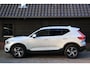 Volvo XC40 2.0 T4 AWD Momentum Pro