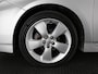 Toyota Prius 1.8 HYBRIDE AUTOMAAT ASPIRATION 100% DEALERAUTO PARKEERSENSOREN ACHTER. KEYLESS ENTRY. CRUISE CONTROL.