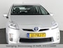 Toyota Prius 1.8 HYBRIDE AUTOMAAT ASPIRATION 100% DEALERAUTO PARKEERSENSOREN ACHTER. KEYLESS ENTRY. CRUISE CONTROL.