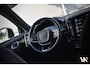 Volvo XC40 T4 211pk Recharge Plus Dark Facelift R-Design Plug-in Hybrid | Elektr. Sportstoelen met Memory | Trekhaak af fabriek | Harman Kardon | Achteruitrijcamera | 1e eig. Dealer O.H.