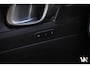 Volvo XC40 T4 211pk Recharge Plus Dark Facelift R-Design Plug-in Hybrid | Elektr. Sportstoelen met Memory | Trekhaak af fabriek | Harman Kardon | Achteruitrijcamera | 1e eig. Dealer O.H.