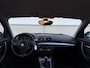 BMW 1-Serie 116i Corporate 5DRS/AIRCO/18INCH/ONDERHOUDSBOEKJES/NETTE STAAT
