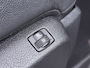Opel Vivaro-e Combi Electric 8-Persoons L2 75kWh Leder Panoramadak 2X Elek.Schuifdeur Trekhaak 360°Camera Stoelverwarming Apple Carplay Android Auto Navi Ecc SOH 90% Cruise Control Regen-Lichtsensor Privacy Glas Lmv DAB Led 1.000KG Trekgewicht Garantie op Accu tot 19-12-2030/160.000km
