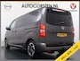 Opel Vivaro-e Combi Electric 8-Persoons L2 75kWh Leder Panoramadak 2X Elek.Schuifdeur Trekhaak 360°Camera Stoelverwarming Apple Carplay Android Auto Navi Ecc SOH 90% Cruise Control Regen-Lichtsensor Privacy Glas Lmv DAB Led 1.000KG Trekgewicht Garantie op Accu tot 19-12-2030/160.000km
