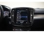 Volvo XC40 1.5 T3 Momentum Pro Aut. [ LED Navi Stoelverwarming Apple/Android ]