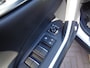 Toyota RAV4 2.5 Hybrid 218pk CVT Executive 2wd -bij Toyota specialist .