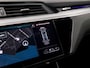 Audi E-tron 50 quattro 71 kWh S-Line Sport 313Pk Automaat (PANORAMADAK, LUCHTVERING, APPLE CARPLAY, GROOT NAVI, CAMERA, SFEERVERLICHTING, ELEK SPORTSTOELEN, STOELVERWARMING, GETINT GLAS, ADAPTIVE CRUISE, NIEUWSTAAT)
