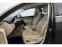 Volkswagen Passat Variant 1.6 TDI R-line - Panorama, Leer, Stoelverw. Afn. Trekhaak, Leer