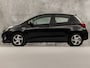 Toyota Yaris 1.5 Hybrid Sport Automaat (NAVIGATIE, CLIMATE, CAMERA, SPORTSTOELEN, KEYLESS, LM VELGEN, NIEUWE APK, NIEUWSTAAT)