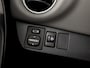 Toyota Yaris 1.5 Hybrid Sport Automaat (NAVIGATIE, CLIMATE, CAMERA, SPORTSTOELEN, KEYLESS, LM VELGEN, NIEUWE APK, NIEUWSTAAT)