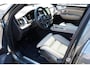 Volvo XC90 T8 AWD Ultra Bright Executive Edition | Nappa Leder met ventilatie | Bowers & Wilkins audio | Panoramadak | 360 graden camera | 22 inch Lichtmetalen velgen | Massagefunctie | Verwarmde voorstoelen & stuurwiel | Luchtvering | Gelamineerd en getint glas | Adaptieve Cruise Control | BLIS dodehoekdetectie | Forest Lake Metallic