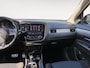 Mitsubishi Outlander 2.0 Executive Edition Trekhaak , electronic climate controle , apple carplay , cruise , camera , parkeersensoren , tel , usb , voorstoelen verwarmd , lichtmetalen velgen 18" , electronic climate controle , dodehoek detectie