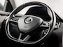 Skoda Octavia Combi 1.0 TSI Sport (APPLE CARPLAY, GROOT NAVI, CLIMATE, LEDER, STOELVERWARMING, SPORTSTOELEN, GETINT GLAS, CRUISE, PARKEERSENSOREN, NIEUWSTAAT)