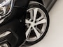 Peugeot 308 SW 1.2 PureTech GT-line 131Pk Automaat (PANORAMADAK, APPLE CARPLAY, GROOT NAVI, KEYLESS, CAMERA, SPORTSTOELEN, GETINT GLAS, TREKHAAK, NIEUWE APK, NIEUWSTAAT)