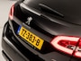 Peugeot 308 SW 1.2 PureTech GT-line 131Pk Automaat (PANORAMADAK, APPLE CARPLAY, GROOT NAVI, KEYLESS, CAMERA, SPORTSTOELEN, GETINT GLAS, TREKHAAK, NIEUWE APK, NIEUWSTAAT)