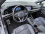 Volkswagen Golf 1.5 eTSI R-Line | Pano Dak | ACC | Stuur-/Stoelverwarming | Sportstoelen | Getint Glas |