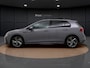 Volkswagen Golf 1.5 eTSI R-Line | Pano Dak | ACC | Stuur-/Stoelverwarming | Sportstoelen | Getint Glas |