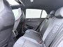 Volkswagen Golf 1.5 eTSI R-Line | Pano Dak | ACC | Stuur-/Stoelverwarming | Sportstoelen | Getint Glas |