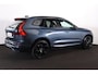 Volvo XC60 T8 Recharge AWD Plus Black Edition - IntelliSafe Assist & Surround - 360º Camera - Harman/Kardon audio - Adaptieve LED koplampen - Verwarmde voorstoelen, stuur & achterbank - Parkeersensoren voor & achter - Elektr. bedienb. voorstoelen met geheugen - Draadloze tel. lader - Extra getint glas - 21' LMV