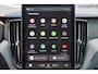 Volvo XC60 T8 Recharge AWD Plus Black Edition - IntelliSafe Assist & Surround - 360º Camera - Harman/Kardon audio - Adaptieve LED koplampen - Verwarmde voorstoelen, stuur & achterbank - Parkeersensoren voor & achter - Elektr. bedienb. voorstoelen met geheugen - Draadloze tel. lader - Extra getint glas - 21' LMV